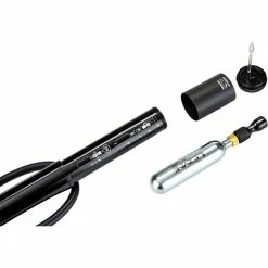 Lezyne Online På Bikester Lezyne CNC Tubeless Drive Mini Pump Svart -Transport & Cykelförvaring Försäljningsbutik lezyne cnc tubeless drive mini pump black 5